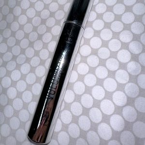 volumizing mascara